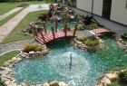 Aqua stil dvorisna fontana sa mosticem